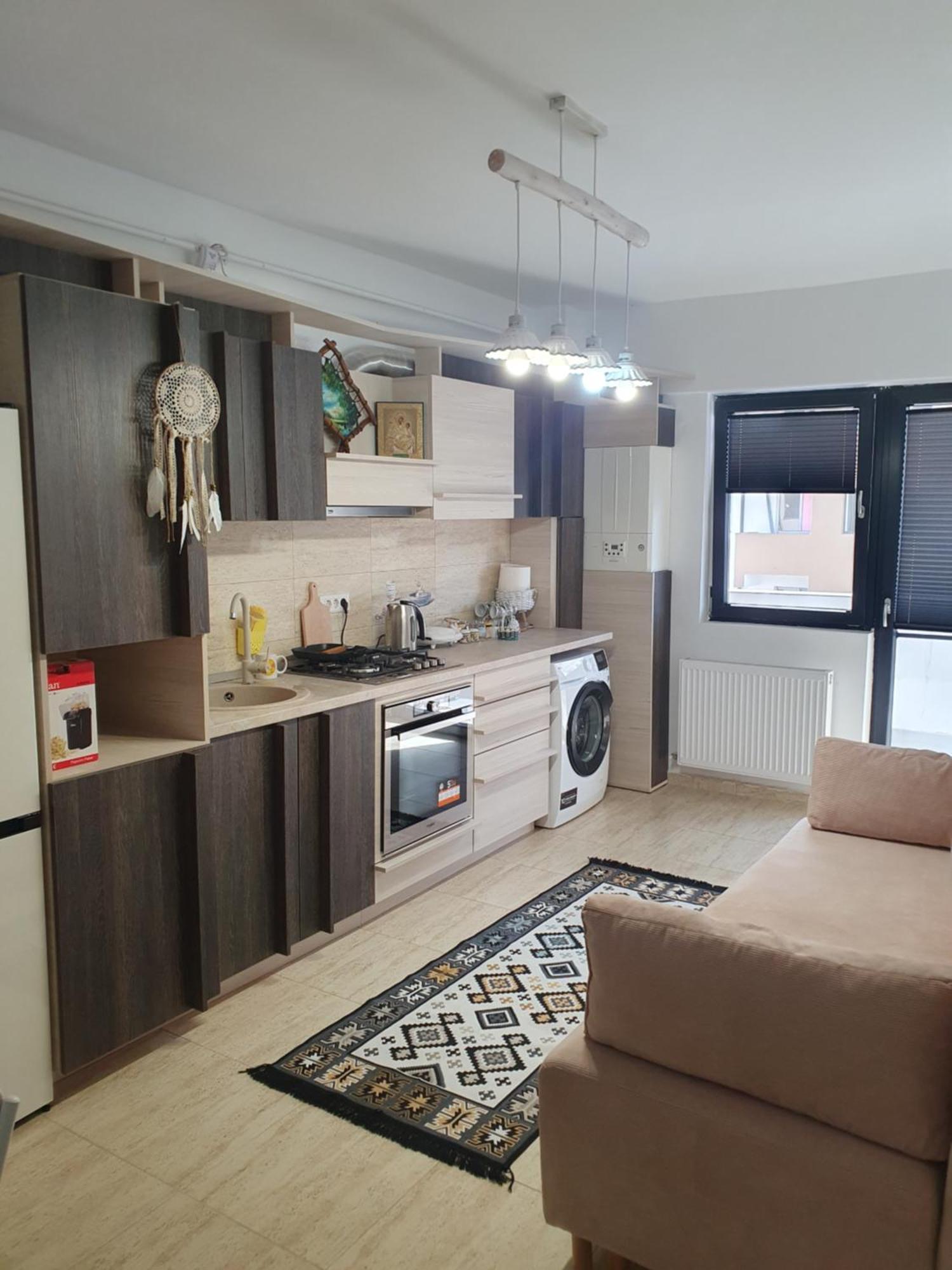 Apartament Castelul Bran Râmnicu Vâlcea エクステリア 写真