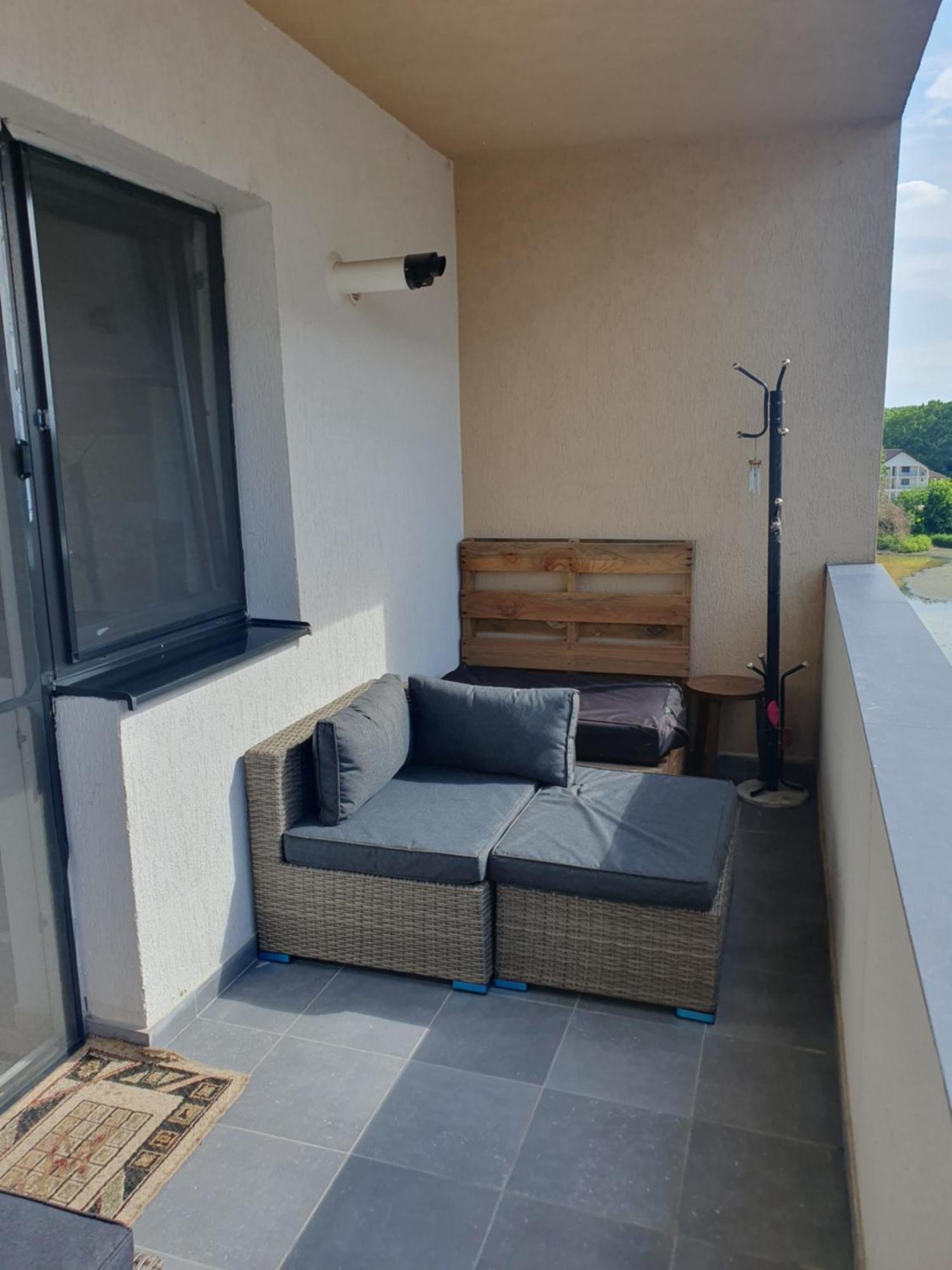 Apartament Castelul Bran Râmnicu Vâlcea エクステリア 写真