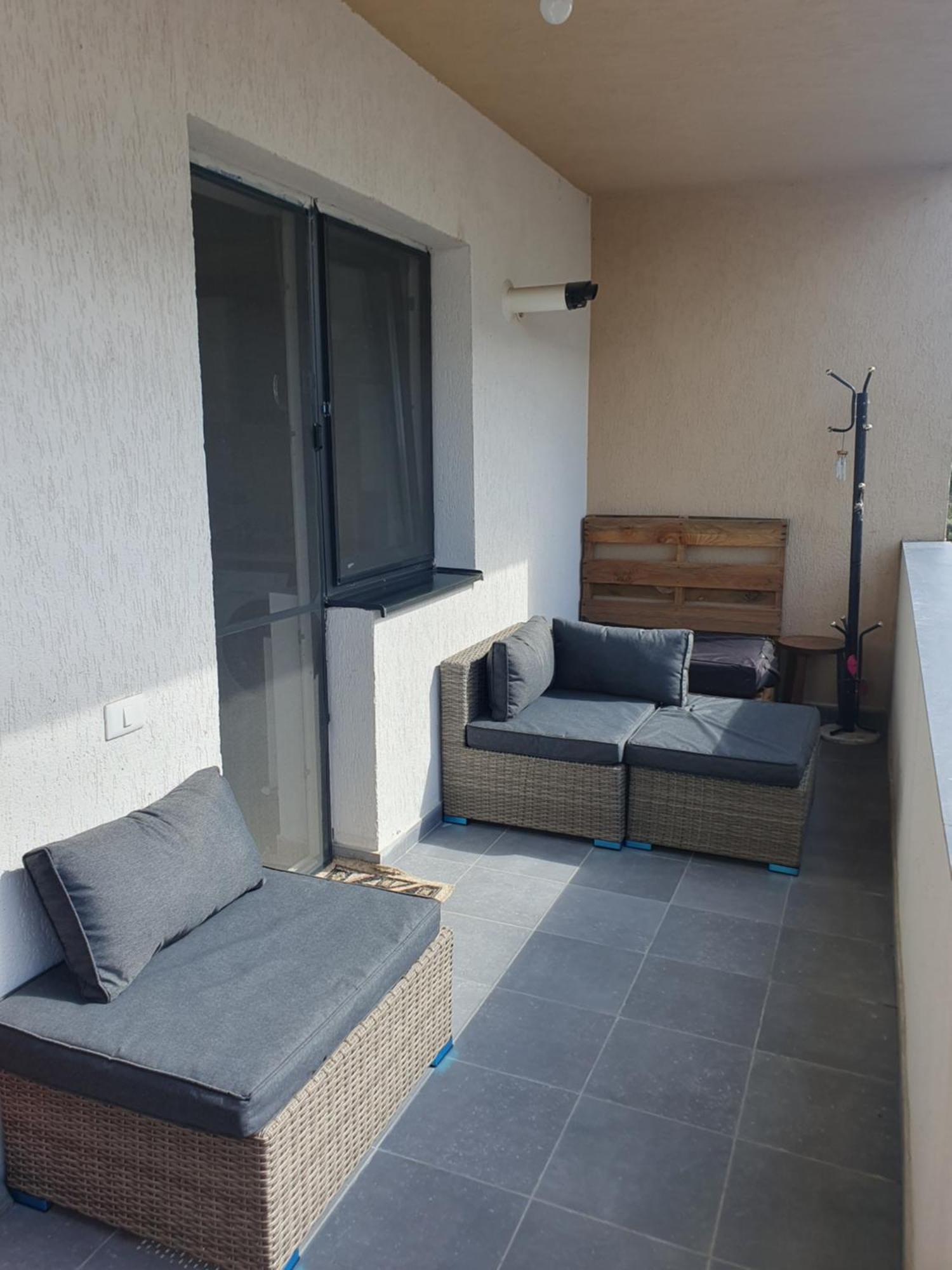 Apartament Castelul Bran Râmnicu Vâlcea エクステリア 写真