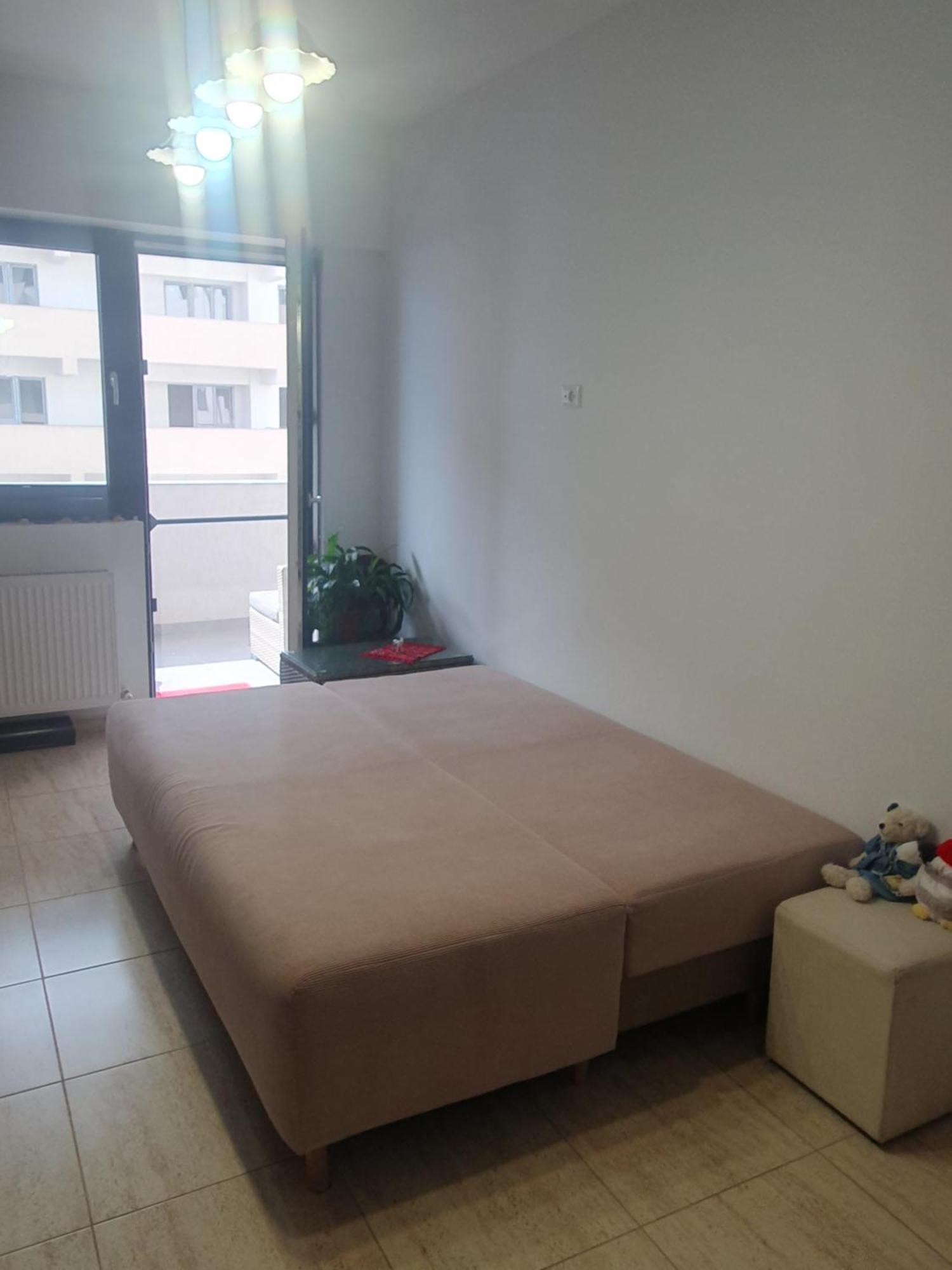 Apartament Castelul Bran Râmnicu Vâlcea エクステリア 写真